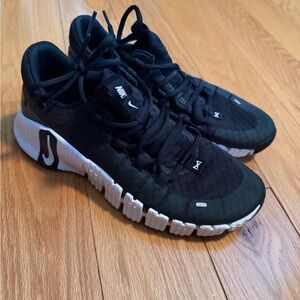 Nike Women’s Metcon 6